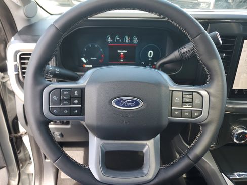 Used 2025 Ford F250 Lariat w/ Lariat Ultimate Package image 26