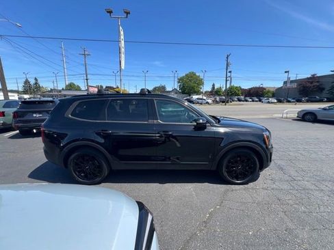 Used 2022 Kia Telluride SX w/ SX Prestige Package AWD/4WD image 4