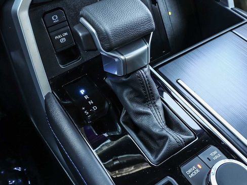 Used 2024 Toyota Tundra Platinum image 27