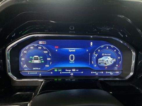 Certified 2024 Chevrolet Silverado 1500 High Country w/ Technology Package image 12