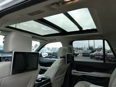 Used 2021 Ford Expedition Max Platinum image 22