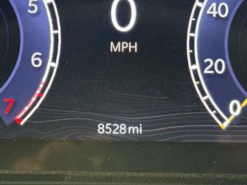 Used 2025 Jeep Grand Cherokee Laredo X w/ Luxury Tech Group I RWD image 36