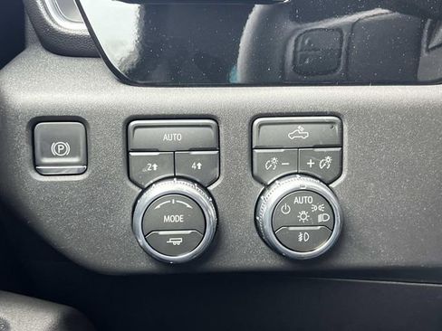 New 2026 GMC Sierra 1500 Elevation image 26