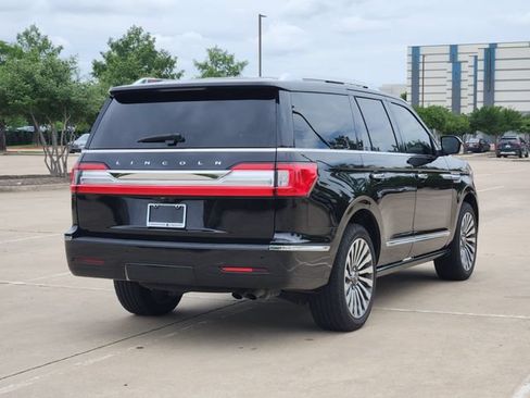 Used 2019 Lincoln Navigator Reserve AWD/4WD image 5