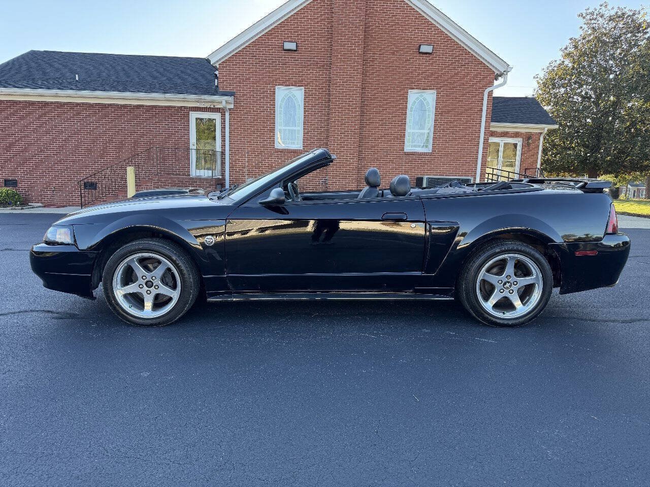 Used 2004 Ford Mustang GT RWD image 14