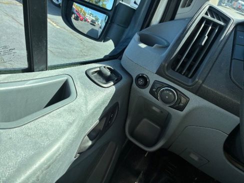 Used 2019 Ford Transit 150 148 Medium Roof image 18