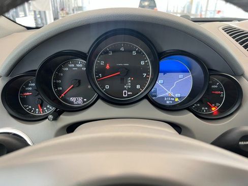 Used 2014 Porsche Cayenne Platinum Edition AWD/4WD image 25
