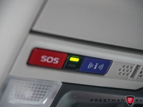 Used 2023 Subaru Forester Premium image 30