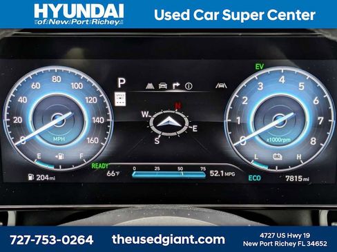 Used 2024 Hyundai Elantra Limited image 37