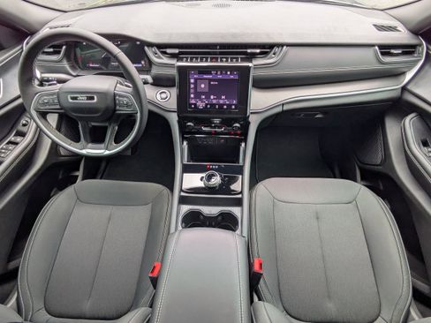 New 2026 Jeep Grand Cherokee Laredo RWD image 16