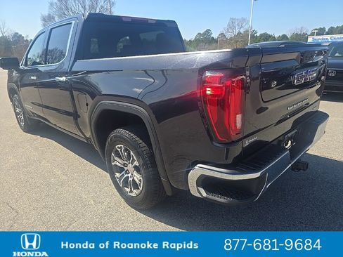 Used 2025 GMC Sierra 1500 SLT image 2
