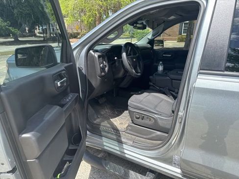 Used 2026 Chevrolet Silverado 1500 Custom w/ Turbomax Blackout Package image 6