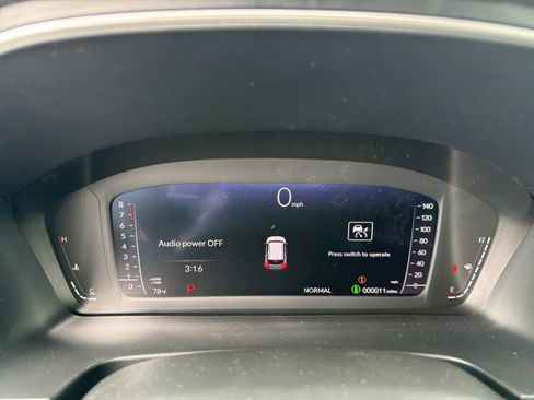 New 2026 Honda Pilot Touring image 21