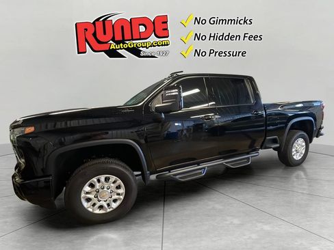 Used 2025 Chevrolet Silverado 2500 LTZ w/ LTZ Plus Package AWD/4WD image 5