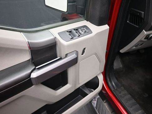 Used 2019 Ford F150 XLT w/ Equipment Group 302A Luxury AWD/4WD image 14