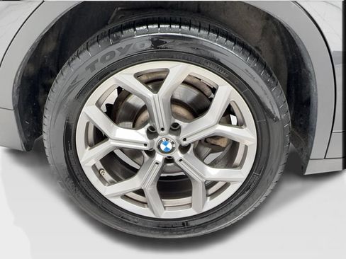 Used 2024 BMW X3 sDrive30i w/ Convenience Package RWD image 16