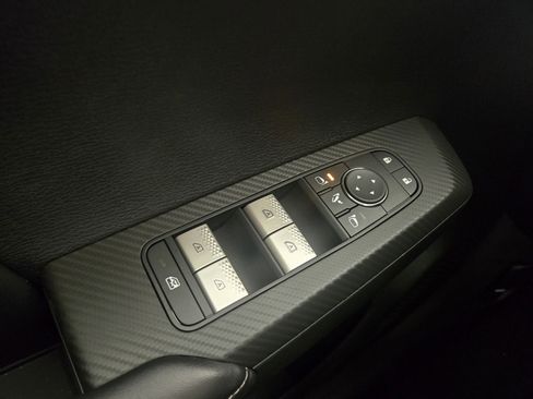 New 2025 Mitsubishi Outlander SE image 27