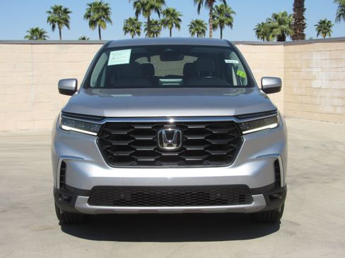 Used 2024 Honda Pilot EX-L image 3