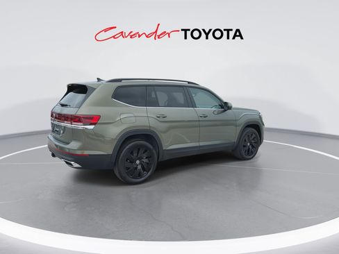 Used 2026 Volkswagen Atlas SE FWD image 8