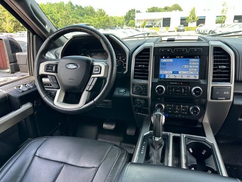 Used 2018 Ford F150 Lariat w/ Equipment Group 502A Luxury AWD/4WD image 16