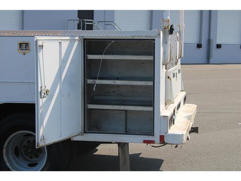 Used 2001 Ford F350 2WD SuperCab DRW Super Duty image 25