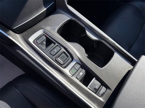 Used 2019 Honda Accord EX-L image 11