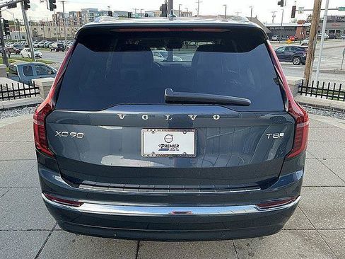 New 2026 Volvo XC90 T8 Plus w/ Protection Package Premier AWD/4WD image 9