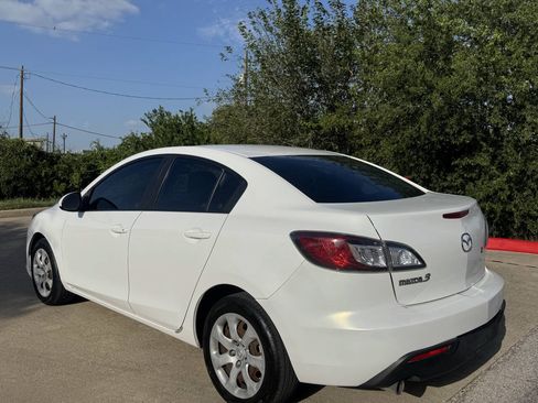 Used 2010 MAZDA MAZDA3 i Sport FWD image 5
