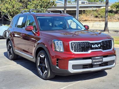 Certified 2024 Kia Telluride EX w/ EX Captain's Chair Package