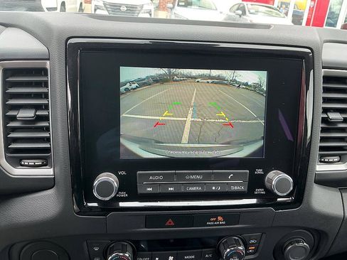 Used 2023 Nissan Frontier SV w/ SV Convenience Package image 20