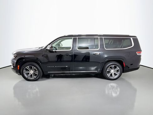 Used 2024 Jeep Grand Wagoneer L 4WD image 4