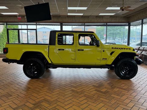 Used 2023 Jeep Gladiator Mojave w/ Trailer Tow Package AWD/4WD image 11