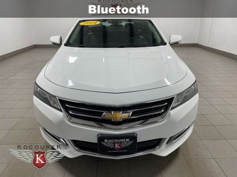Used 2014 Chevrolet Impala LT w/ Convenience Package FWD image 2