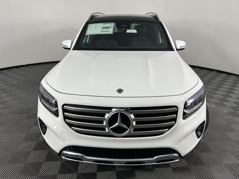 Used 2026 Mercedes-Benz GLB 250 4MATIC image 5