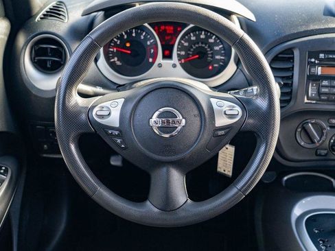 Used 2011 Nissan Juke S w/ Sport Pkg image 16