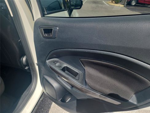 Used 2021 Ford EcoSport SE w/ SE Convenience Package FWD image 20
