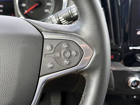 Certified 2023 Chevrolet Traverse LT FWD image 24