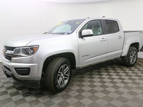Used 2020 Chevrolet Colorado W/T w/ Custom Special Edition AWD/4WD image 5