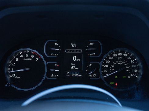 Used 2021 Toyota Tundra SR5 w/ TRD Off-Road Plus Package image 20