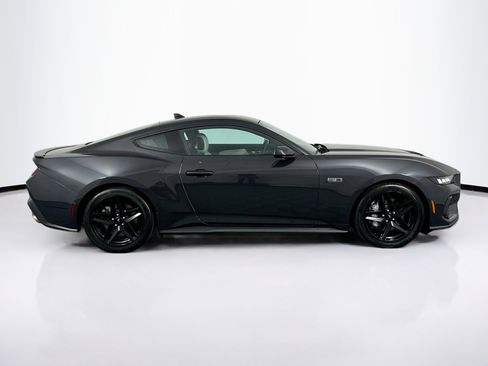 Used 2024 Ford Mustang GT Premium image 12