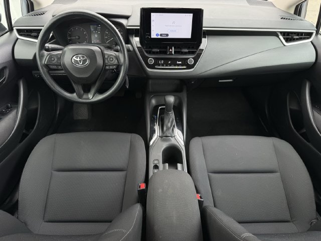 Used 2025 Toyota Corolla LE FWD image 11