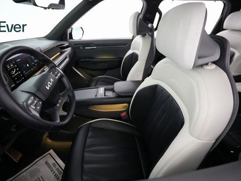 Used 2024 Kia EV9 GT-Line image 7