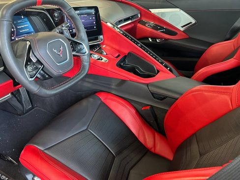Used 2020 Chevrolet Corvette Stingray Premium Conv w/ 3LT Preferred Equipment Group RWD image 9