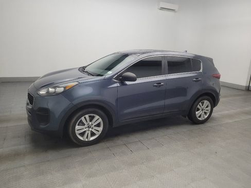 Used 2019 Kia Sportage LX FWD image 2