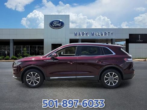 Certified 2023 Lincoln Nautilus FWD w/ Premium Package image 2