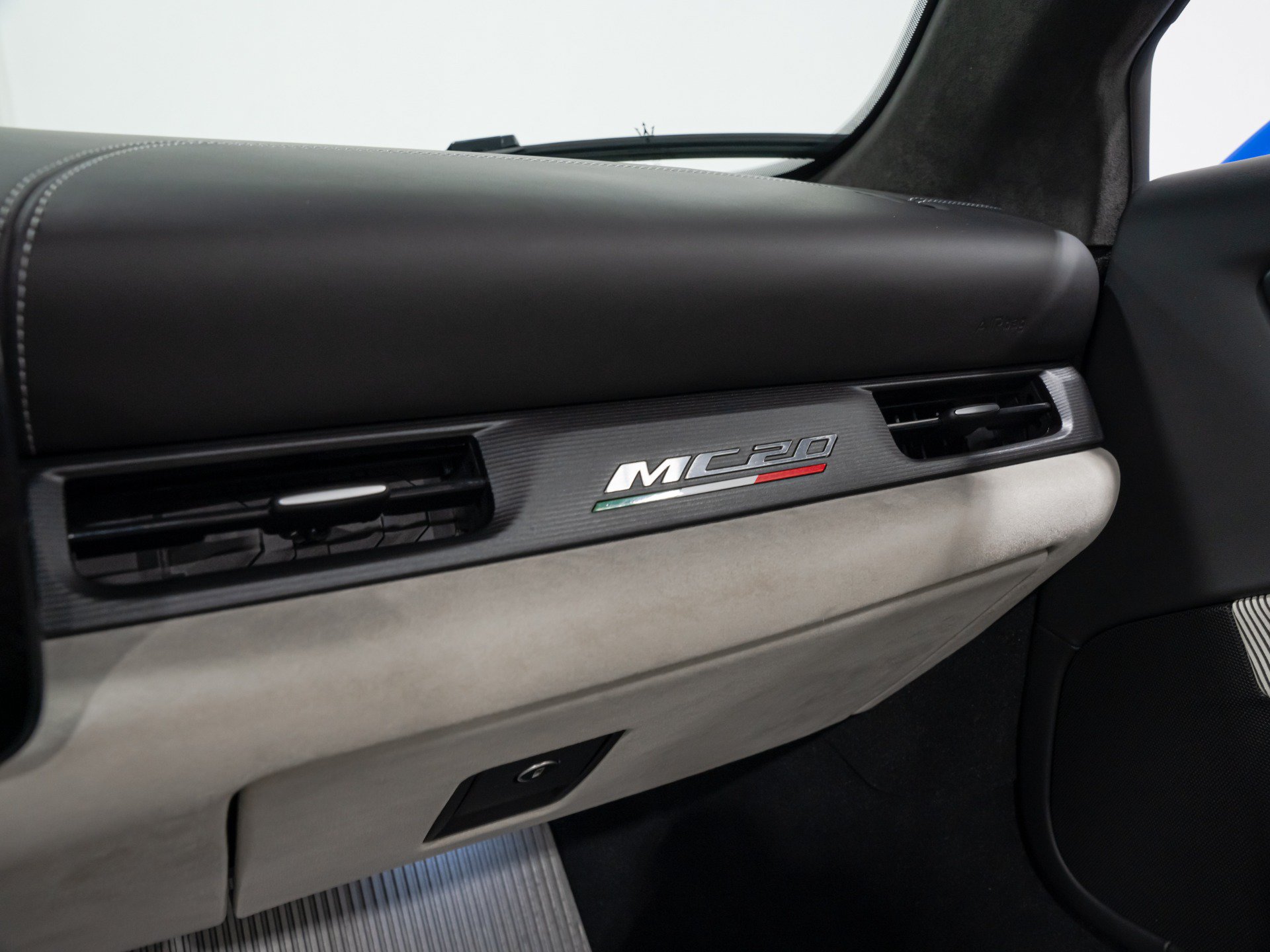 Used 2024 Maserati MC20 Cielo RWD image 67