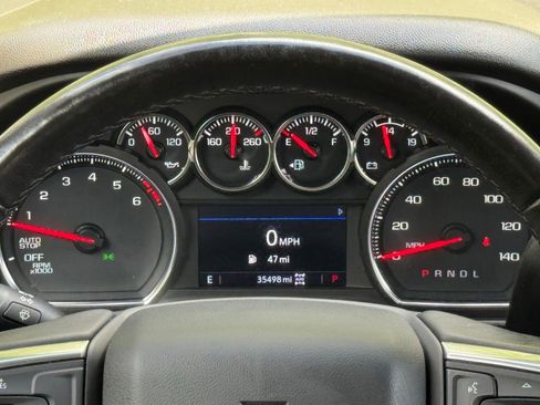 Used 2021 Chevrolet Silverado 1500 LT AWD/4WD image 2