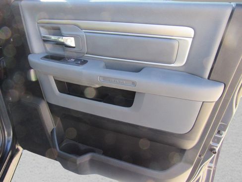Used 2016 RAM 1500 Big Horn image 35