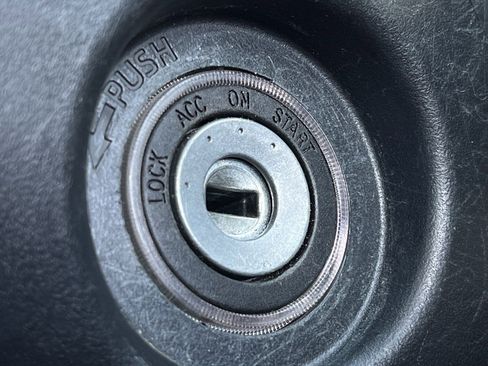 Used 2024 Toyota Camry SE FWD image 19