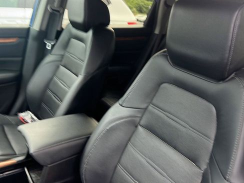Used 2020 Honda CR-V Touring image 9